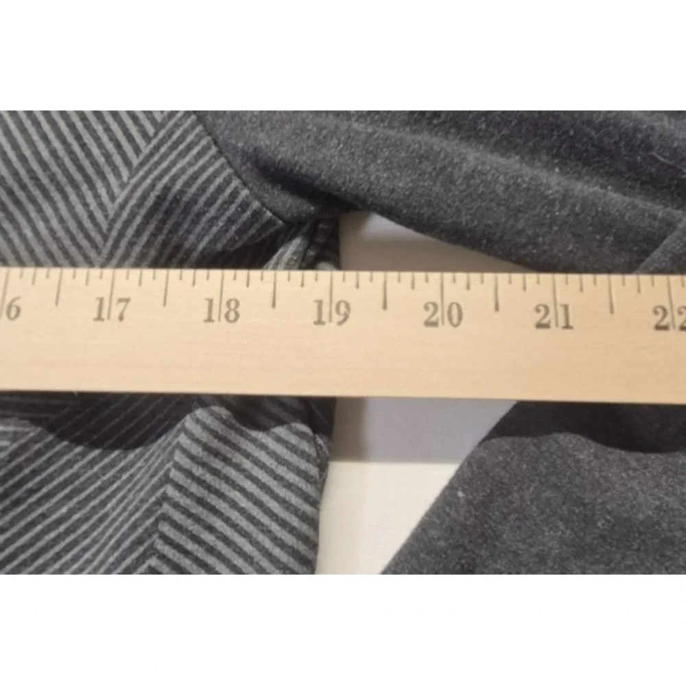 NFL Super Bowl Vlll‎ two toned gray full zip hoodie jacket geometric design  XS - Picture 11 of 13